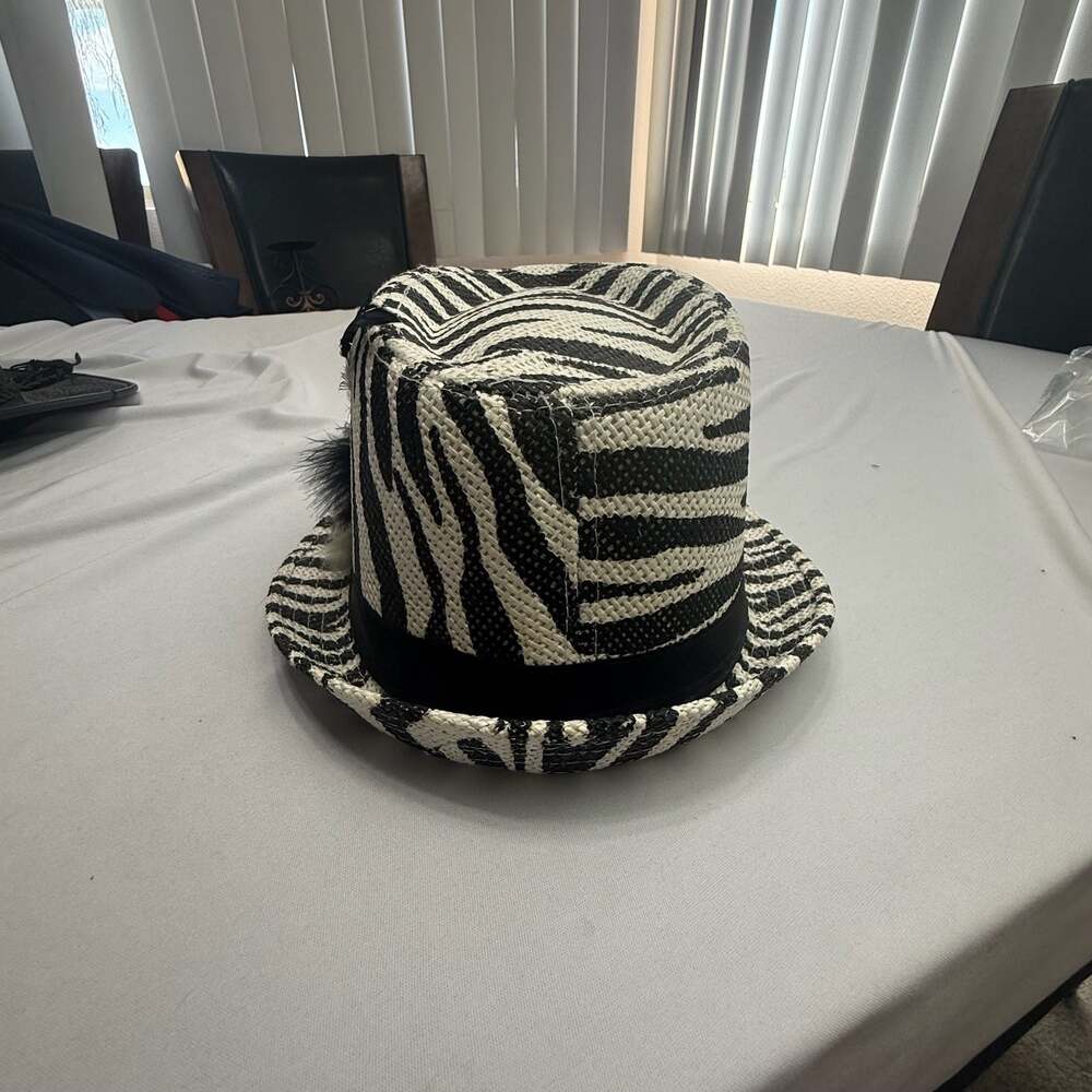 Zebra Print Paper Straw Fedora Hat with Feather Detail - Picture 3 of 7